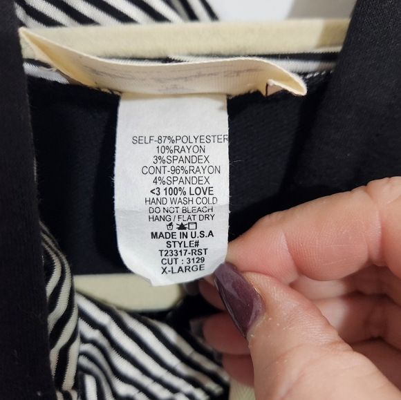 Lightweight long sleeve top, size XL - Picture 3 of 6